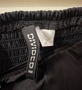 Black Puff Sleeve Crop Top