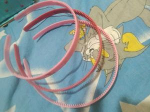 Hair Band And Free Gift Inside