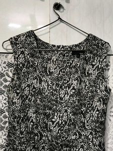 Very Beautiful Dress For Girls