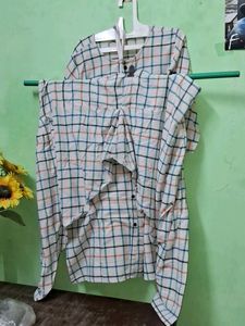 W Plaid Button-Up Top