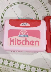 Kitchen Sett.........