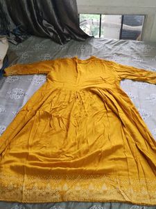 Elegant Yellow Anarkali Kurta