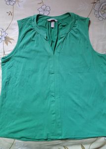 H&amp;M V-neck Shirt