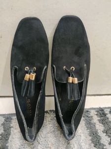 Korea Imported Women Velvet Black Tassle Loafer