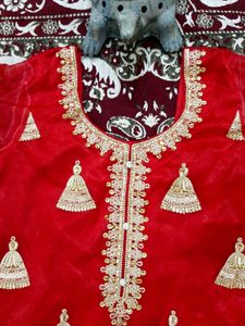 Red Colour Trouser Suit Without Dupatta