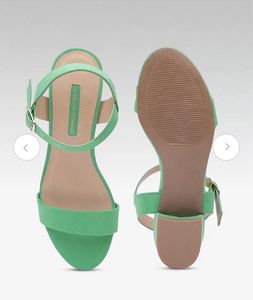 Two Heels