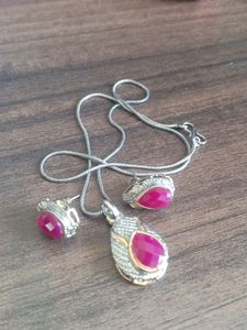 Silver Pendant Set With Chain