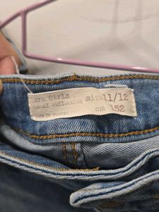 Floral Embroidered Jeans