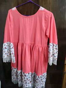 Cute Coral Floral Top