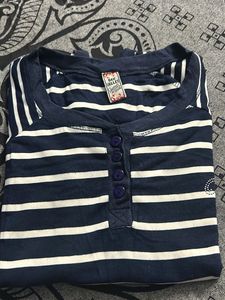 basic t-shirt for women