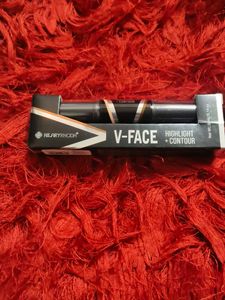 Makeup Combo Foundation &amp; Contour &amp; Highlighter
