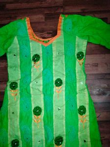 Kurta Pant Set Stitched
