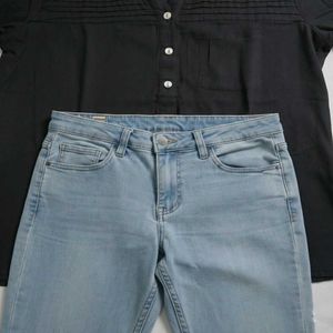 Chic Black Blouse &amp; Jeans Combo