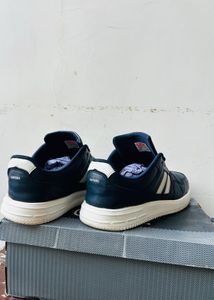 Cantabil Men Sneaker