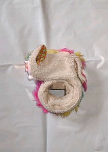 WowWee Fingerlings Hugs Unicorn