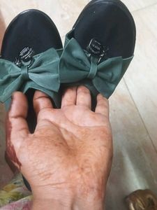 Cute Green Bow Sandals