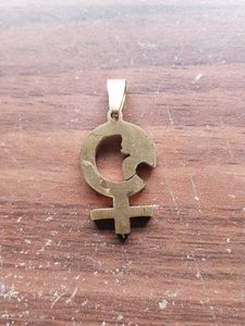 FEMALE SYMBOL PENDANT
