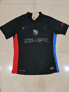 Barcelona Travis Scott Jersey Size L New