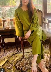Elegant Olive Green Kurta Set 2
