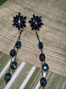 Pair Of 2 Earrings