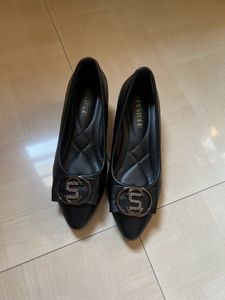 Women Black Formal Pumps