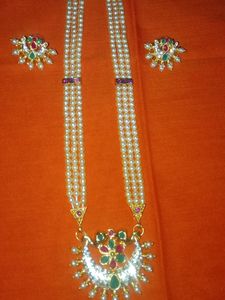 Long Moti Haar