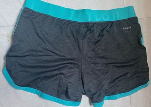 Nike Dri-FIT Women’s Training Shorts (Size:S)
