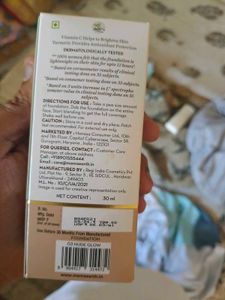 Mamaearth Hydra-Glow Foundation
