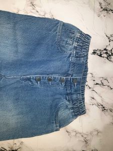 Combo Of High Waste Jean And Puffed Sleeve Top