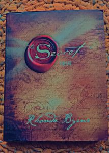 The Secret Book रहस्य