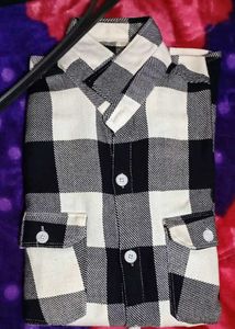 "Warm and Stylish XL Winter Shirt,(black &white)