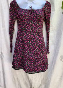 1956. CUTE FLORAL MINI DRESS