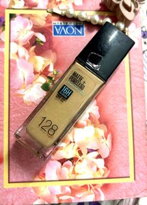 Maybelline Fit me Foundation | SPF 22 | 16HR