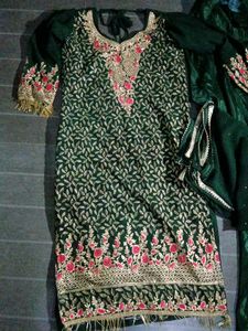 Elegant Green Embroidered Kurta Set