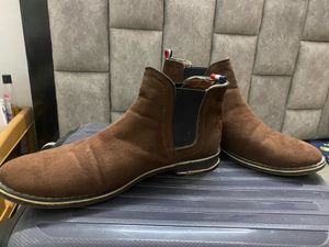 Brown Chelsea