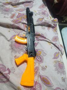 2 Gun To Play 1 Big 1 Medium