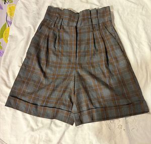 Bershka High-Waisted Shorts With Ruffle On Waist