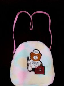 NEW NO USED SLING BEG FOR KIDS.