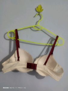 Delor by Vivien Bra🍒