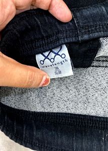 Black Dark Wash Denim Jeans