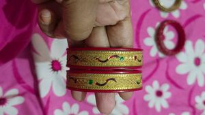 bangle