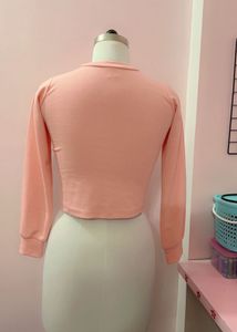 body hugging full sleeve top