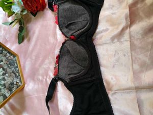Floral Embroidered Bra