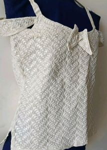 Boutique Design Cold Shoulder Top