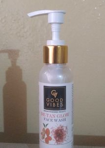 GOOD VIBES - Ubtan De Tan Glow Facewash