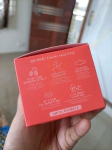 Be The Skin Raspberry PDRN cream