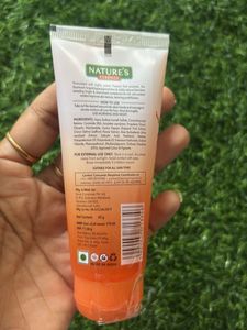 Nature's Essence Papaya Facewash