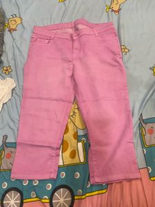 Pink Cropped Capri Jeans