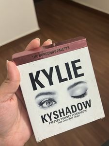 Kyshadow The Burgundy Palette