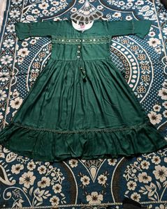 Elegant Green Dress(not used)